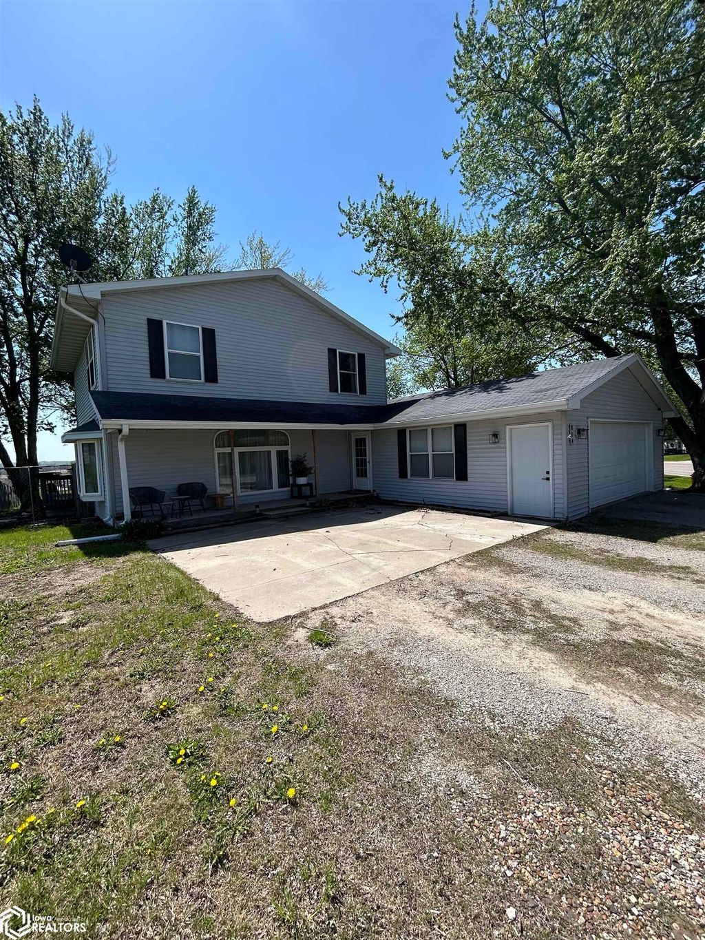 Photo of 814 Oskaloosa Road, Beacon, IA 52534 (MLS # 6337529)