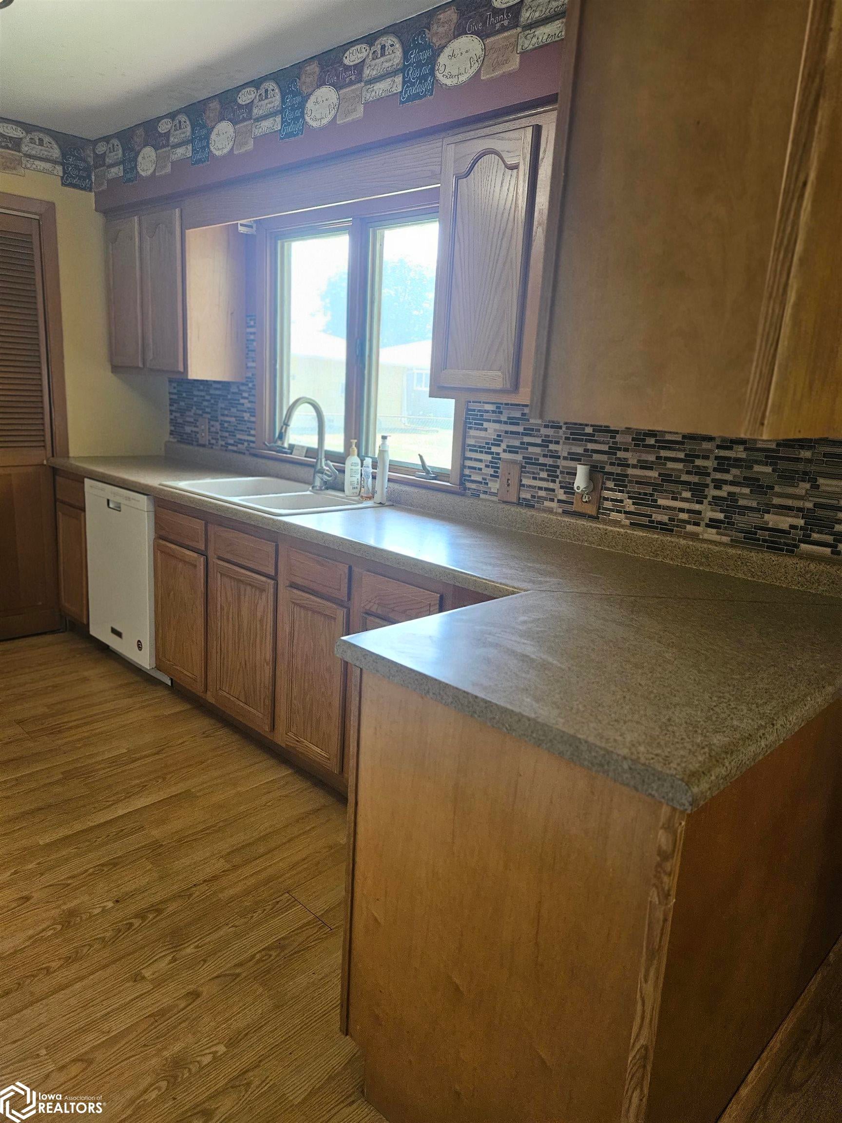 614 Bell Court - Photo 3