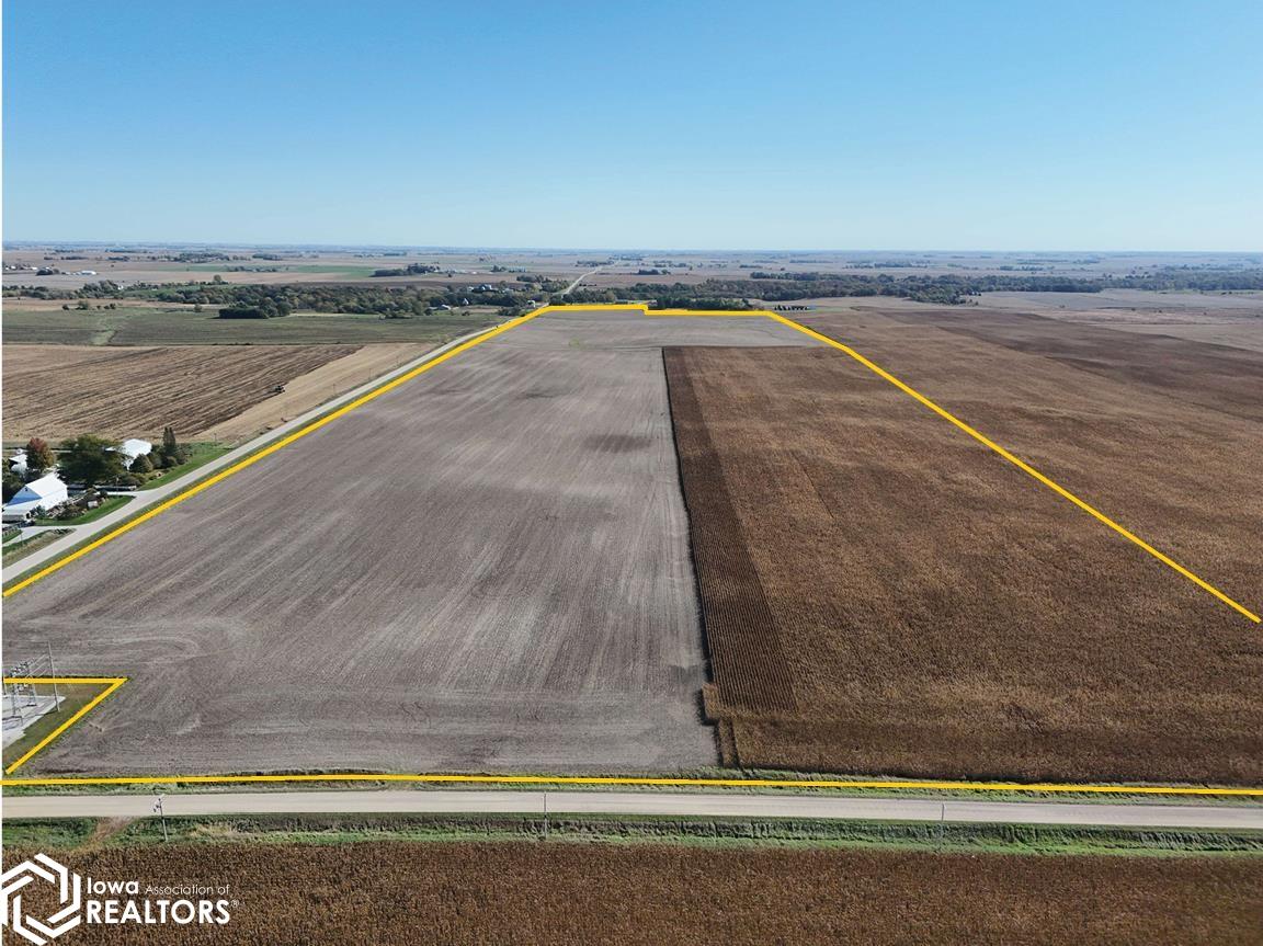 130th St. / Co. Rd. E18 at V Ave.