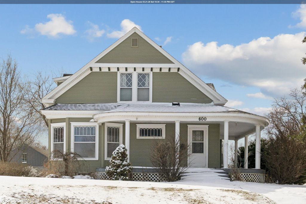 Photo of 600 E Washington St. St, Mount Pleasant, IA 52641 (MLS # 6336467)