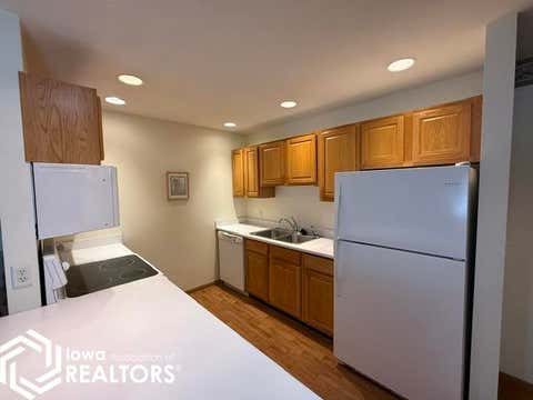 Tiny photo for 1701 E Deer Run Lane, Mount Pleasant, IA 52641 (MLS # 6338825)