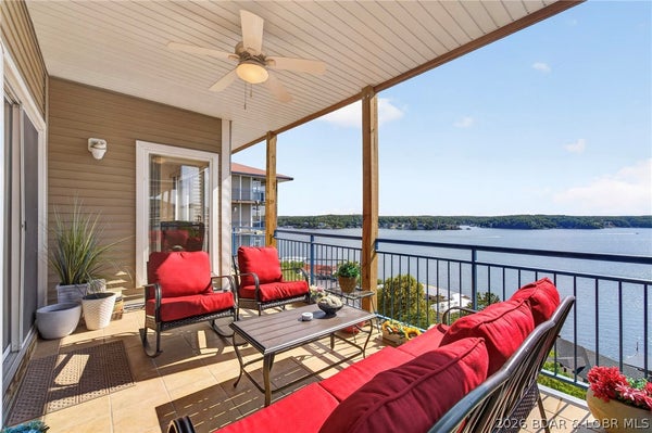 77 PALISADES LAKEVIEW DR UNIT 3B, LAKE OZARK, MO 65049 - Image 1c36b8fc5accc4fdd61688460cba8d64/521532590