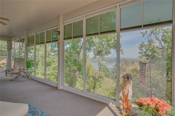 16 BUCKINGHAM CT, CAMDENTON, MO 65020 - Image 21feb1feb4d53e71fdeb8316d36beea8/243185764