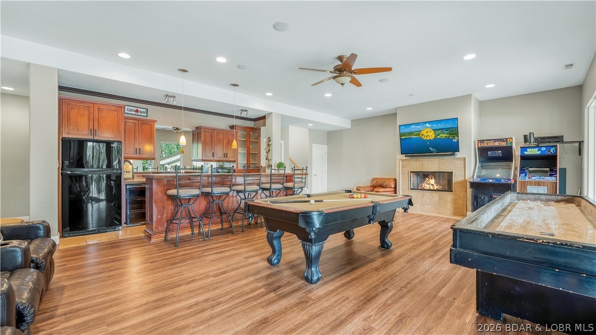 Sunrise Beach, Missouri, 65079, United States, 9 Bedrooms Bedrooms, ,11 BathroomsBathrooms,Residential,Active,2030978