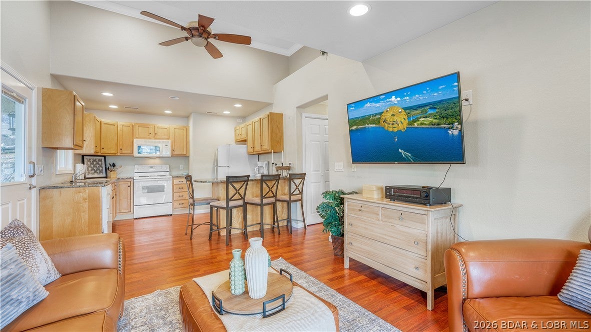 Sunrise Beach, Missouri, 65079, United States, 9 Bedrooms Bedrooms, ,11 BathroomsBathrooms,Residential,Active,2030978