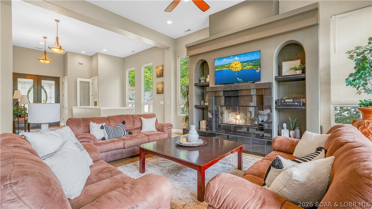 Sunrise Beach, Missouri, 65079, United States, 9 Bedrooms Bedrooms, ,11 BathroomsBathrooms,Residential,Active,2030978