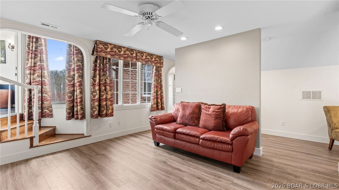 Porto Cima, Missouri, 65079, United States, 5 Bedrooms Bedrooms, ,7 BathroomsBathrooms,Residential,Active,2035129
