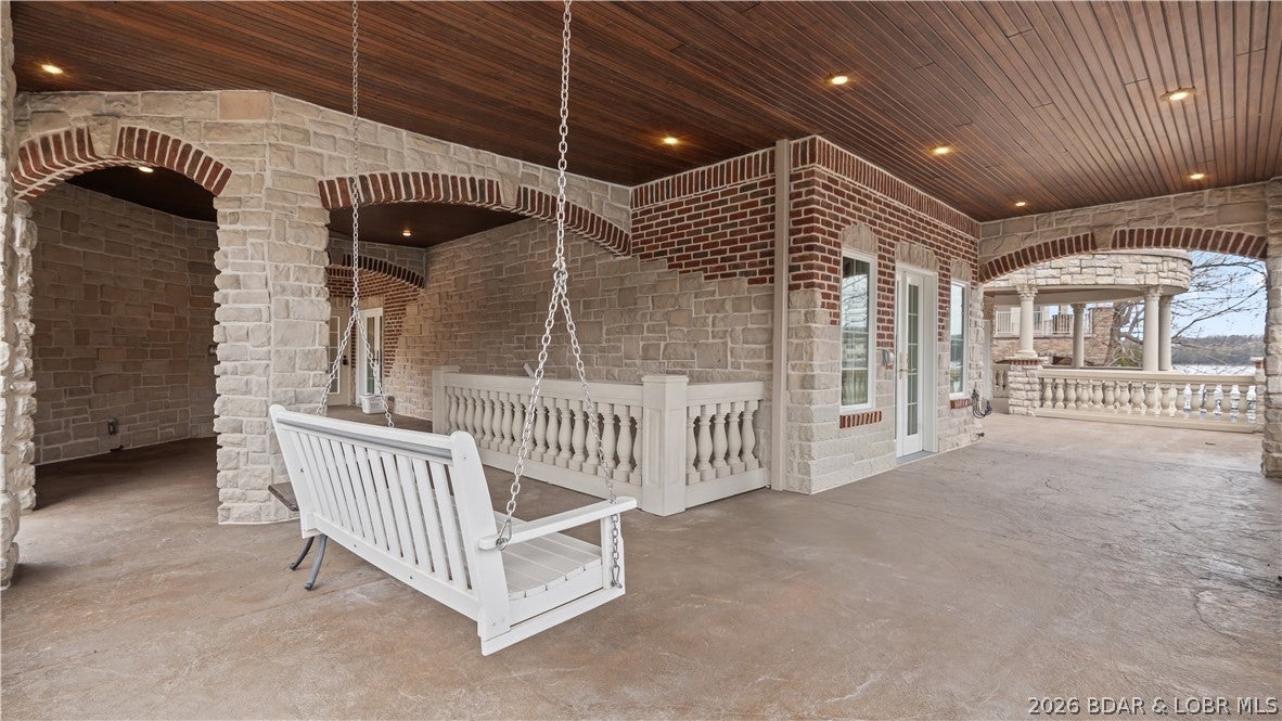 Porto Cima, Missouri, 65079, United States, 5 Bedrooms Bedrooms, ,7 BathroomsBathrooms,Residential,Active,2035129