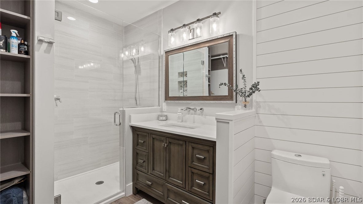 Porto Cima, Missouri, 65079, United States, 5 Bedrooms Bedrooms, ,7 BathroomsBathrooms,Residential,Active,2035129