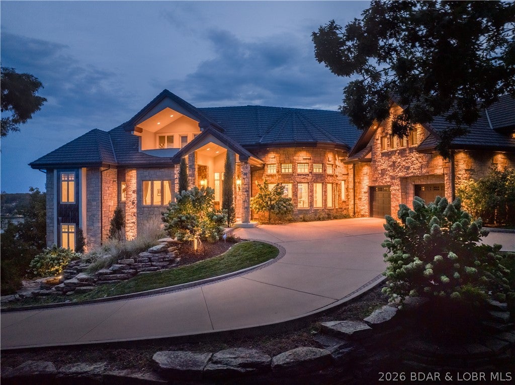 582 Cedar Crest Drive