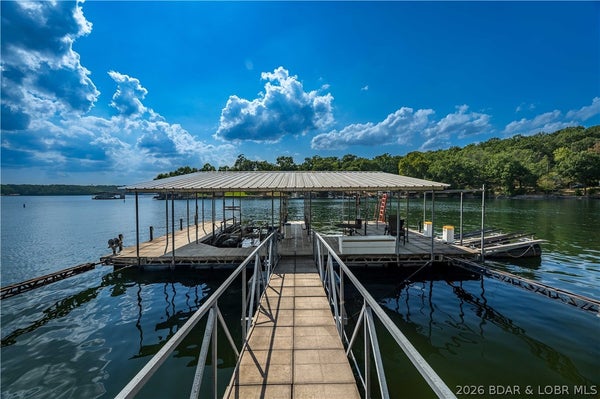 1040 FOUR WATERS DR, SUNRISE BEACH, MO 65079 - Image 5aeeec6fe56f9c8f71b4e66be414eead/2871689166