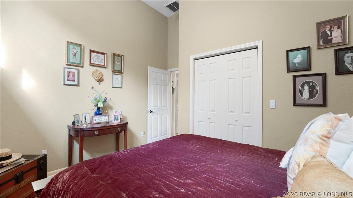Camdenton, Missouri, 65020, United States, 5 Bedrooms Bedrooms, ,4 BathroomsBathrooms,Residential,Active,2052132