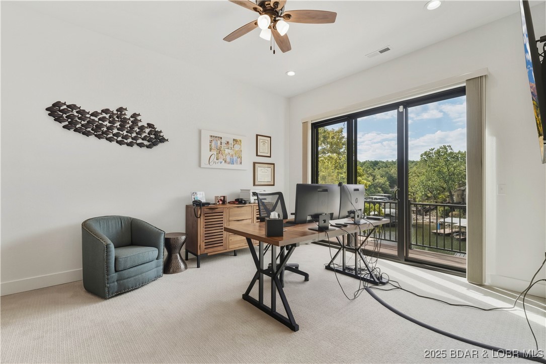 Rocky Mount, Missouri, 65072, United States, 4 Bedrooms Bedrooms, ,4 BathroomsBathrooms,Residential,Active,2020509