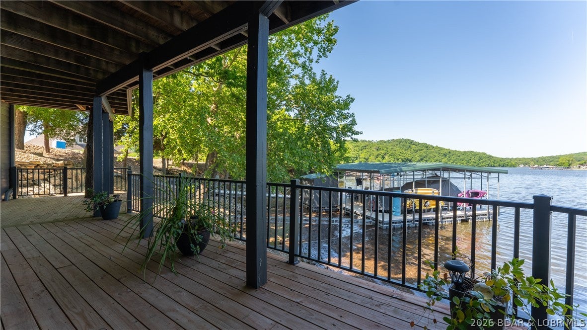 1521 Big Island Dr, Roach, MO, 65787, USA, 7 Bedrooms Bedrooms, ,5 BathroomsBathrooms,Residential,Contingent,1521 Big Island Dr,3587399