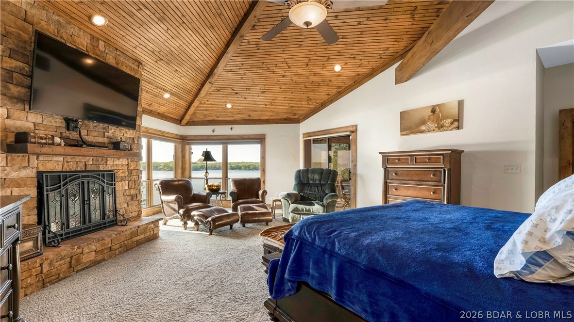 Four Seasons, Missouri, 65049, United States, 6 Bedrooms Bedrooms, ,7 BathroomsBathrooms,Residential,Active,2052078