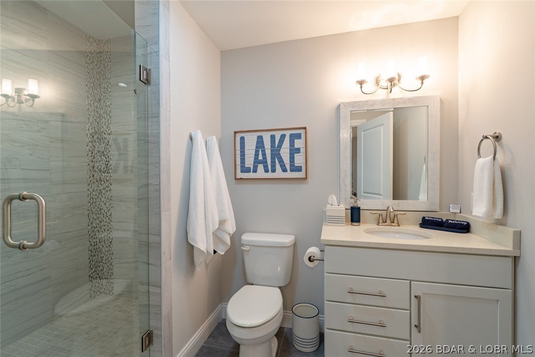 Sunrise Beach, Missouri, 65079, United States, 4 Bedrooms Bedrooms, ,5 BathroomsBathrooms,Residential,Active,2037504