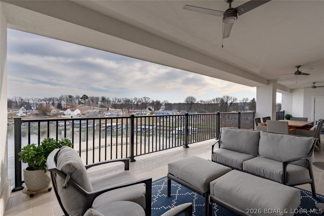 Sunrise Beach, Missouri, 65079, United States, 4 Bedrooms Bedrooms, ,5 BathroomsBathrooms,Residential,Active,2037504