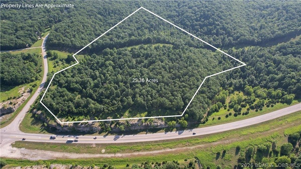 ADDRESS PRIVATE, CAMDENTON, MO 65020 - Image a254721a746e9fbc0b37bef00a771d4f/3724595444
