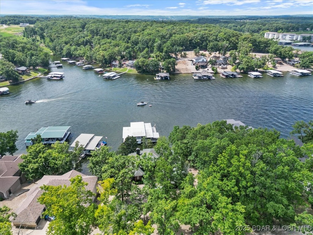Sunrise Beach, Missouri, 65079, United States, 7 Bedrooms Bedrooms, ,6 BathroomsBathrooms,Residential,Active,1973357