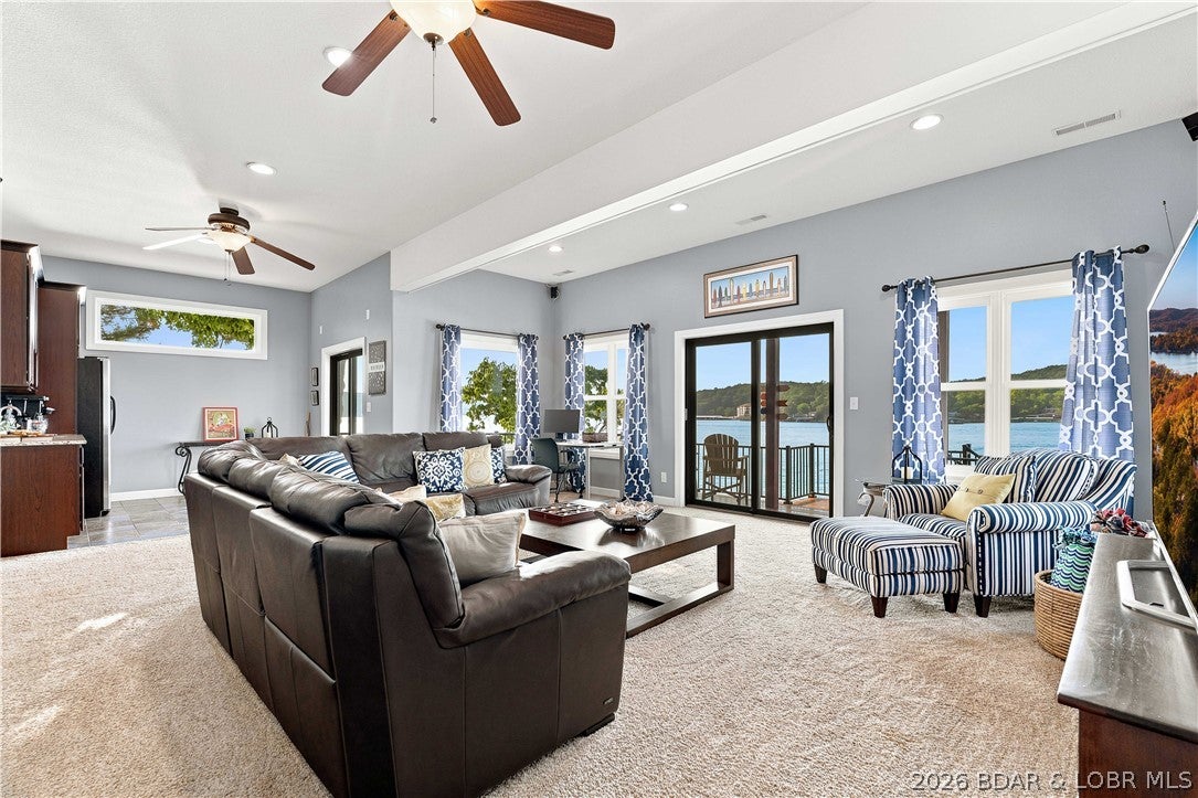 423 Kona Cv, Roach, MO, 65787, USA, 4 Bedrooms Bedrooms, ,5 BathroomsBathrooms,Residential,Active,423 Kona Cv,3589006