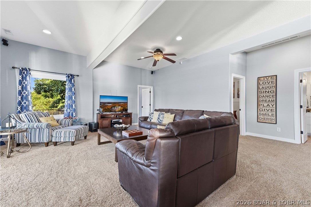 423 Kona Cv, Roach, MO, 65787, USA, 4 Bedrooms Bedrooms, ,5 BathroomsBathrooms,Residential,Active,423 Kona Cv,3589006