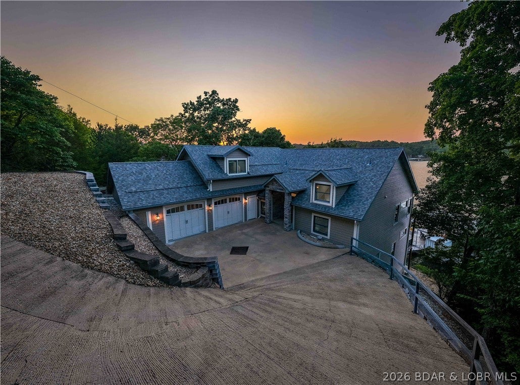 423 Kona Cv, Roach, MO, 65787, USA, 4 Bedrooms Bedrooms, ,5 BathroomsBathrooms,Residential,Active,423 Kona Cv,3589006