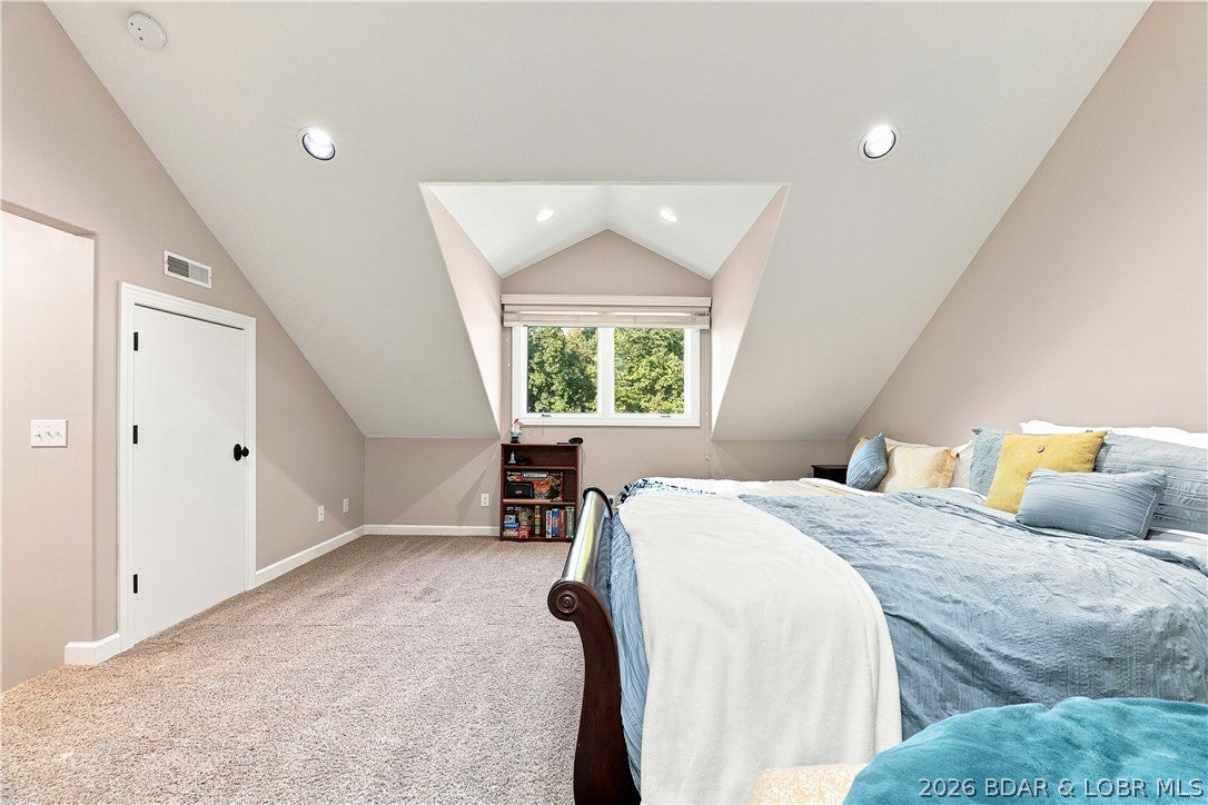 423 Kona Cv, Roach, MO, 65787, USA, 4 Bedrooms Bedrooms, ,5 BathroomsBathrooms,Residential,Active,423 Kona Cv,3589006
