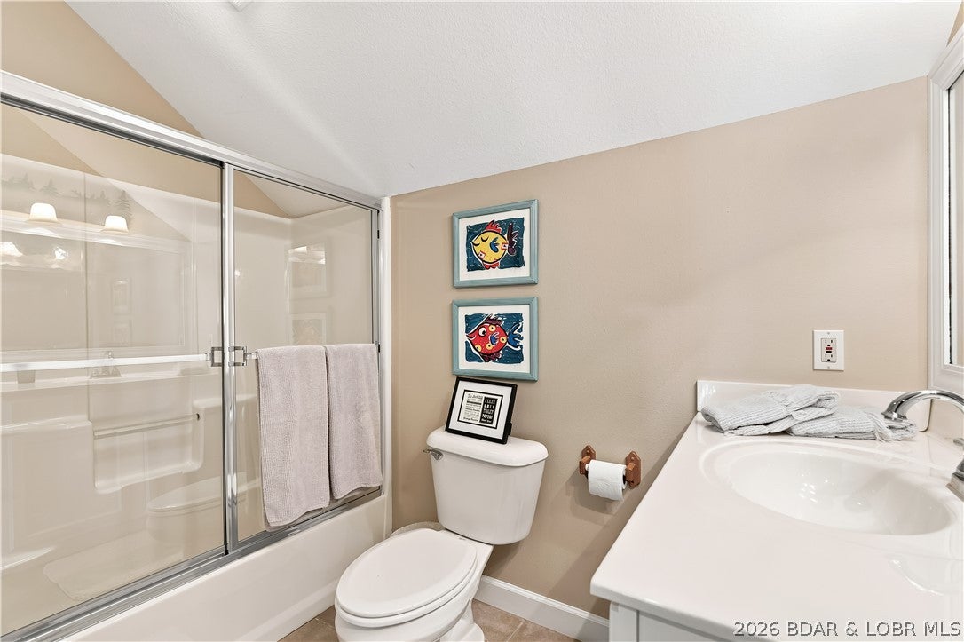 423 Kona Cv, Roach, MO, 65787, USA, 4 Bedrooms Bedrooms, ,5 BathroomsBathrooms,Residential,Active,423 Kona Cv,3589006