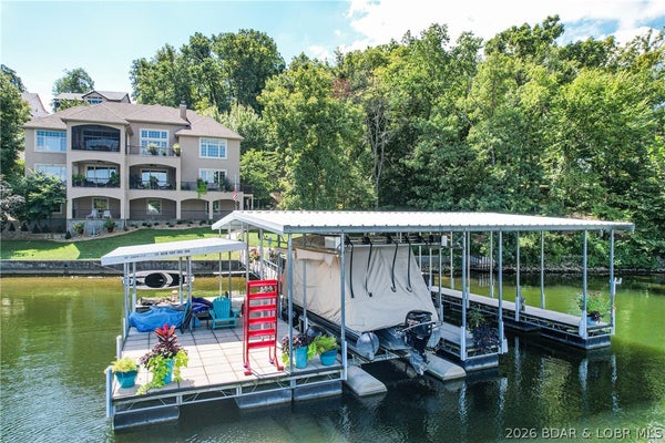 1163 BEACON POINT CIR, LAKE OZARK, MO 65049 - Image b7b1f3efabce02b6c2fe68e18dbb2ccb/2886450656