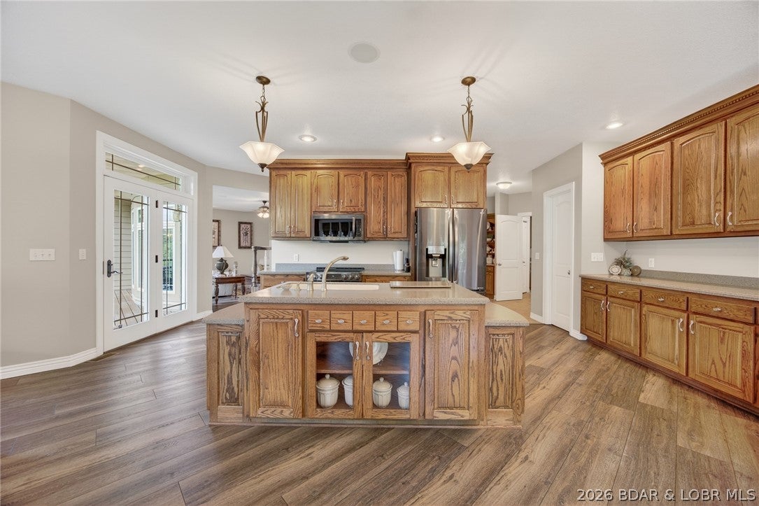 105 W Crossfox Trl, Camdenton, MO, 65020, USA, 5 Bedrooms Bedrooms, ,7 BathroomsBathrooms,Residential,Active,105 W Crossfox Trl,3588046