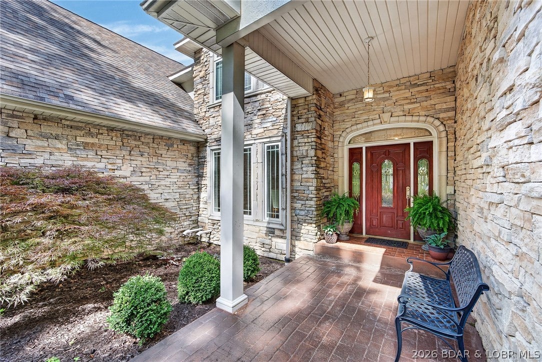 105 W Crossfox Trl, Camdenton, MO, 65020, USA, 5 Bedrooms Bedrooms, ,7 BathroomsBathrooms,Residential,Active,105 W Crossfox Trl,3588046