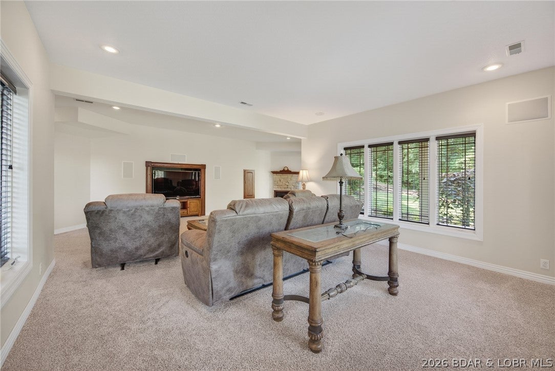 105 W Crossfox Trl, Camdenton, MO, 65020, USA, 5 Bedrooms Bedrooms, ,7 BathroomsBathrooms,Residential,Active,105 W Crossfox Trl,3588046