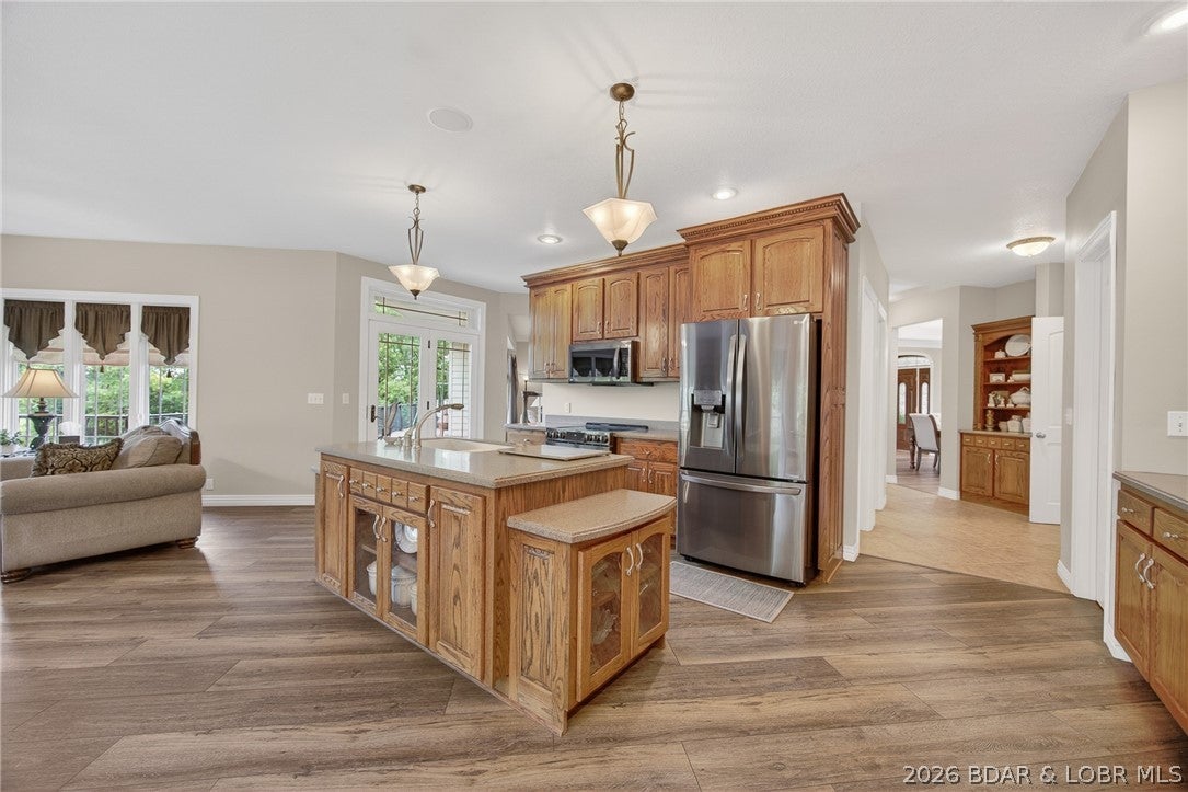 105 W Crossfox Trl, Camdenton, MO, 65020, USA, 5 Bedrooms Bedrooms, ,7 BathroomsBathrooms,Residential,Active,105 W Crossfox Trl,3588046