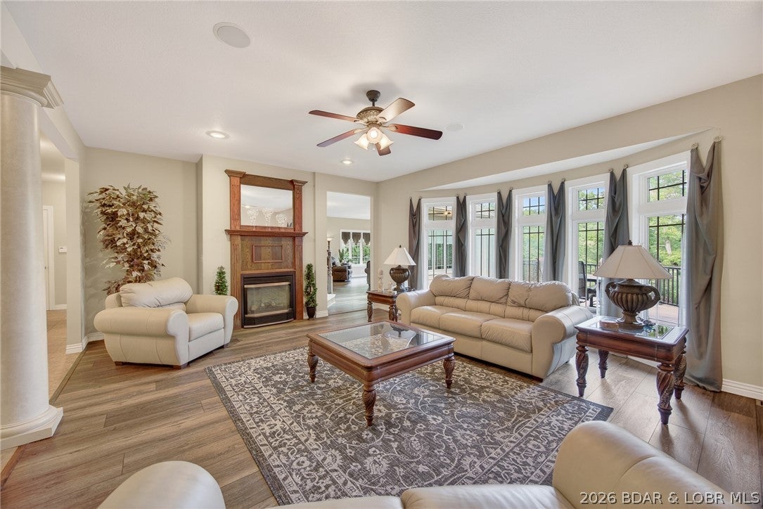 105 W Crossfox Trl, Camdenton, MO, 65020, USA, 5 Bedrooms Bedrooms, ,7 BathroomsBathrooms,Residential,Active,105 W Crossfox Trl,3588046