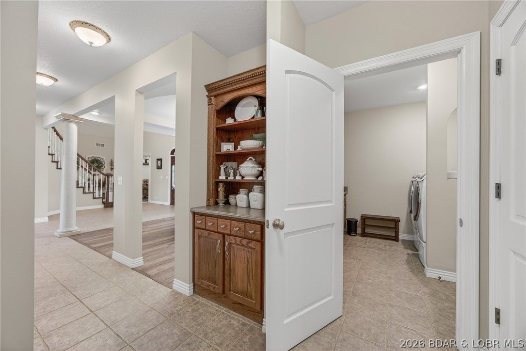 105 W Crossfox Trl, Camdenton, MO, 65020, USA, 5 Bedrooms Bedrooms, ,7 BathroomsBathrooms,Residential,Active,105 W Crossfox Trl,3588046