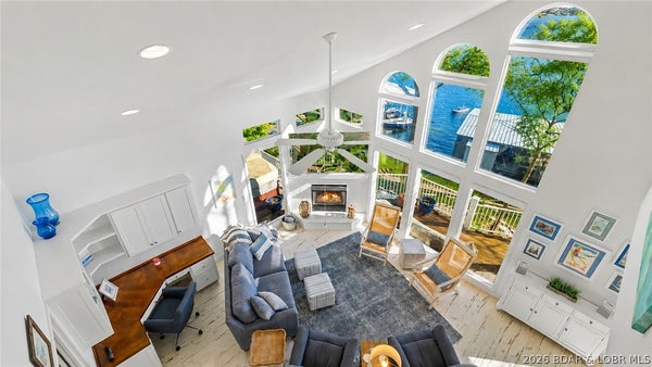 30435 BULLOCK DR, GRAVOIS MILLS, MO 65037 - Image c338159f58da4be8d79e615bee5cfeef/172112195