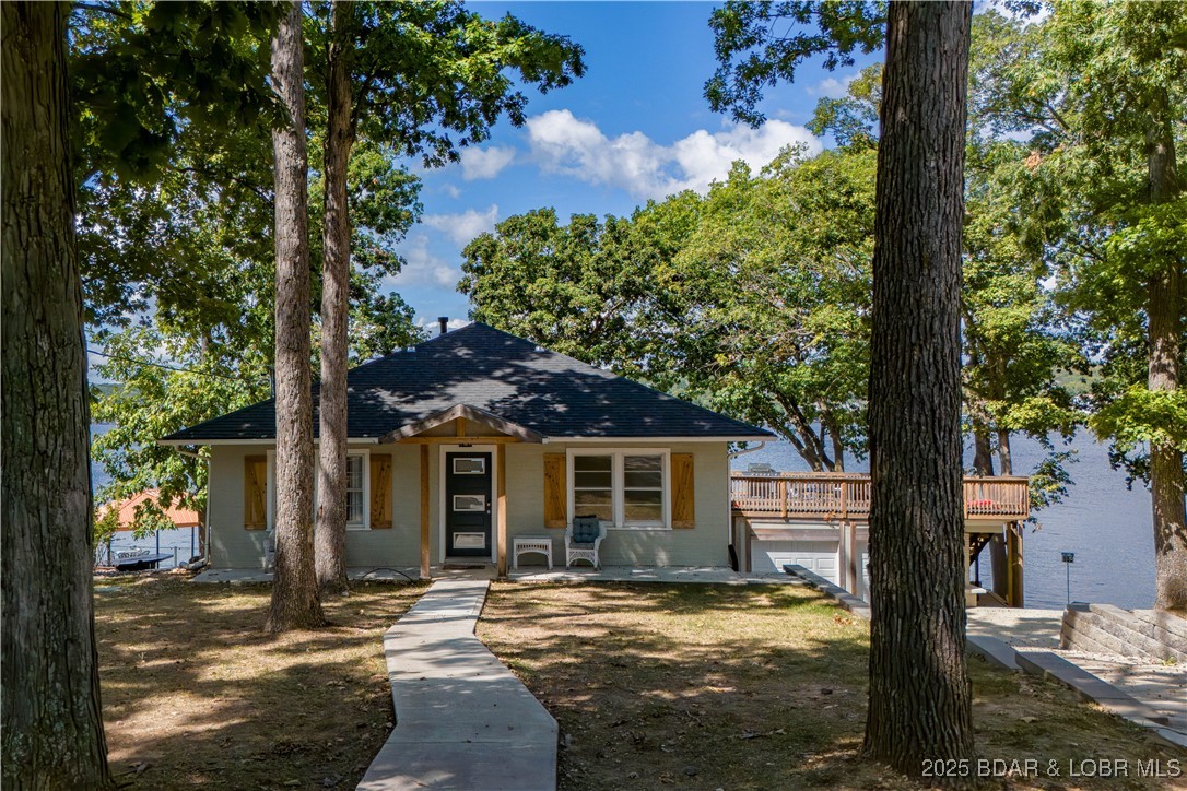 Sunrise Beach, Missouri, 65079, United States, 9 Bedrooms Bedrooms, ,7 BathroomsBathrooms,Residential,Active,1898212