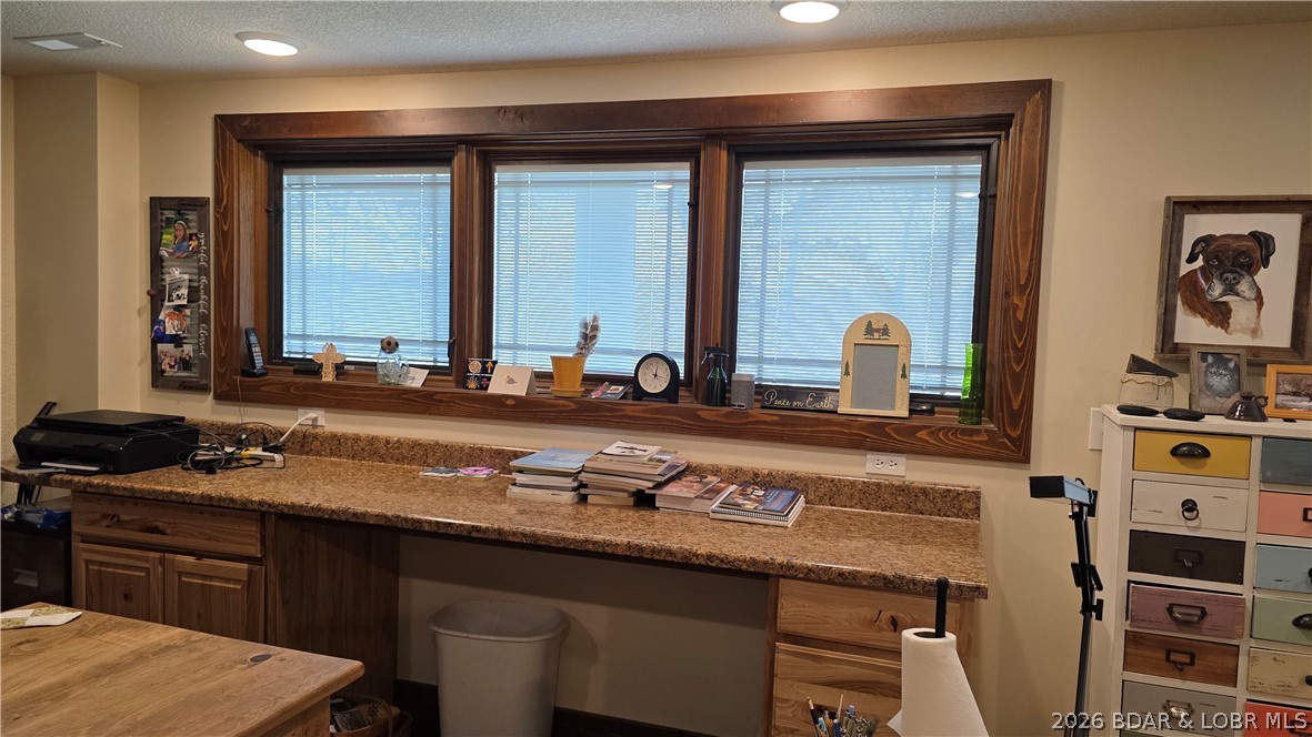 Versailles, Missouri, 65084, United States, 4 Bedrooms Bedrooms, ,3 BathroomsBathrooms,Residential,Active,2028788