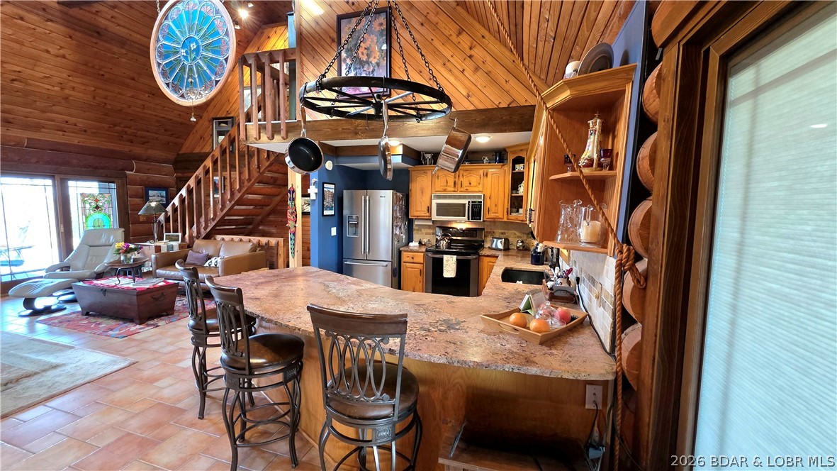 Versailles, Missouri, 65084, United States, 4 Bedrooms Bedrooms, ,3 BathroomsBathrooms,Residential,Active,2028788