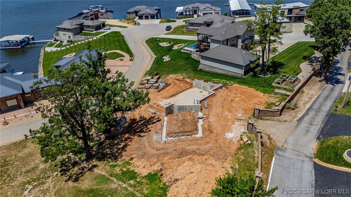 Osage Beach, Missouri, 65065, United States, 4 Bedrooms Bedrooms, ,6 BathroomsBathrooms,Residential,Active,2008268