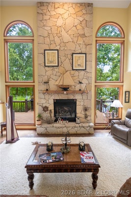 107 CASCADE CT, LAKE OZARK, MO 65049 - Image e0014798954292020de3fba42eab05da/2143272032