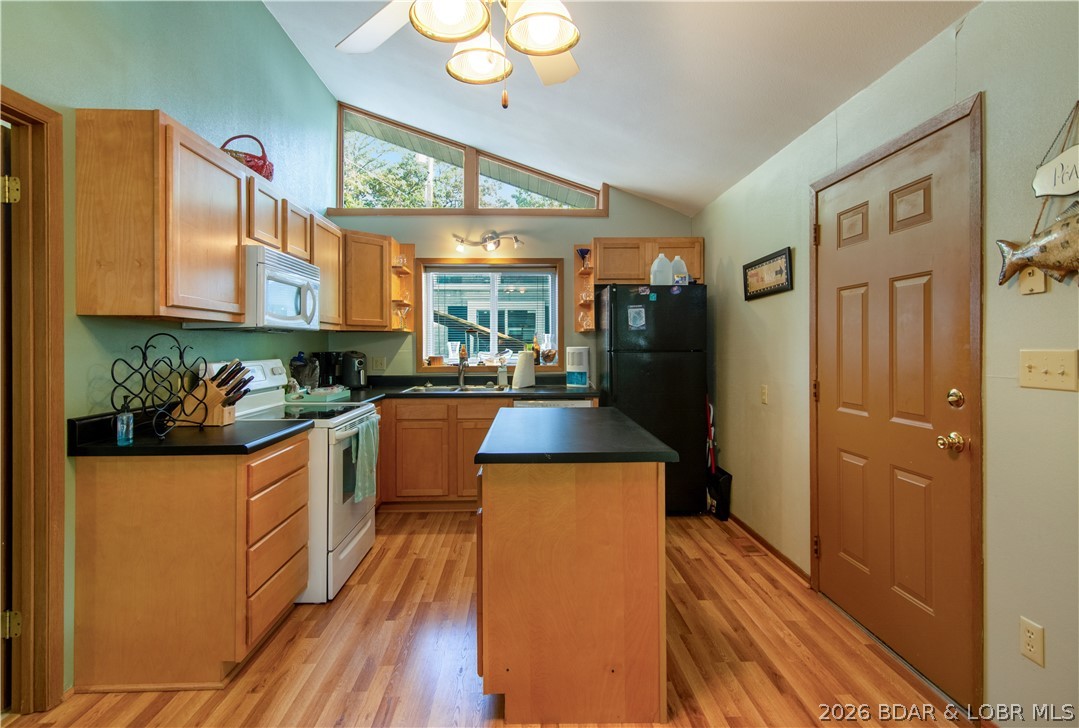 8 Walnut Court