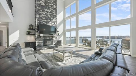 147 Forest Trace Sunrise Beach MO 65079