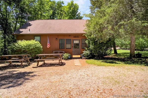 42125 CEDAR CREST PL, PERRY, MO 63462 - Image f2c96aac17ed248bfa77a8ad1bbc083d/1964725611