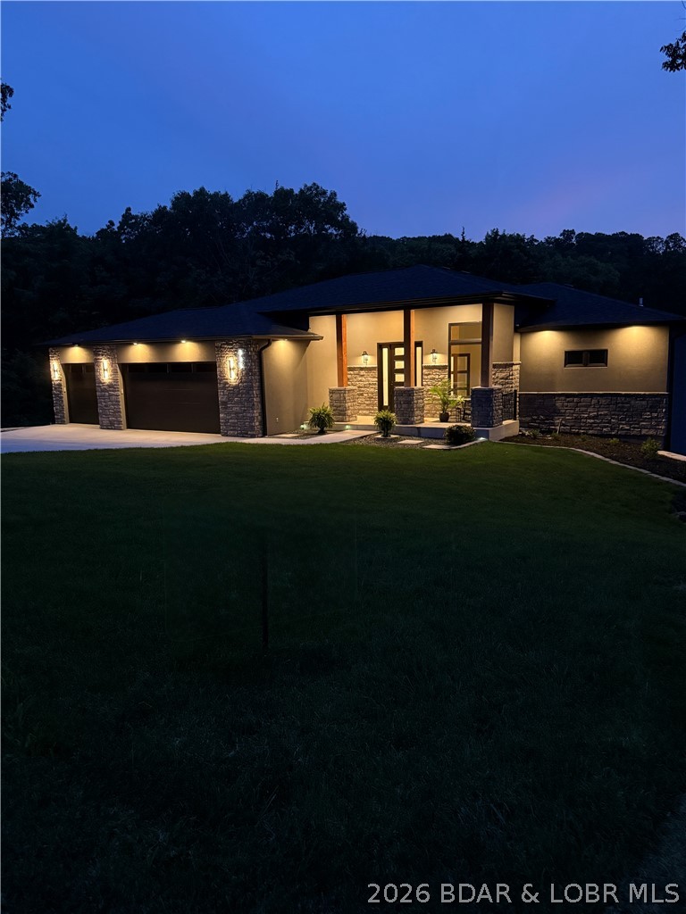 106 W Cross Fox Trl, Camdenton, MO, 65020, USA, 4 Bedrooms Bedrooms, ,6 BathroomsBathrooms,Residential,Active,106 W Cross Fox Trl,3586782