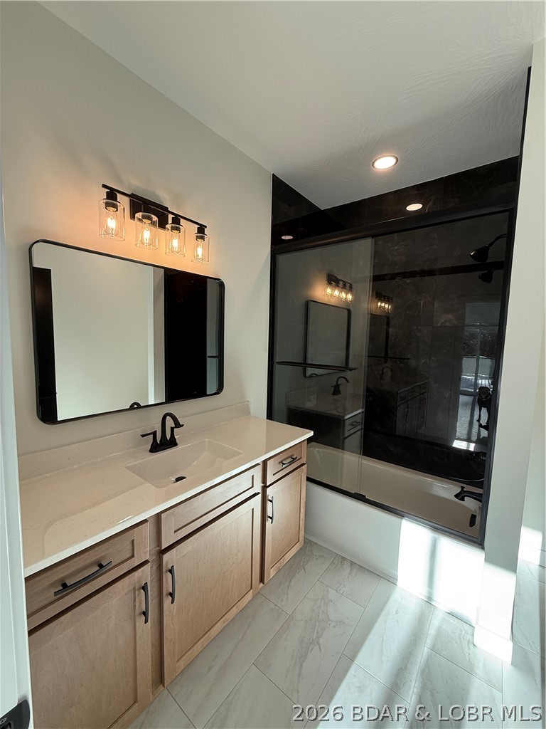 106 W Cross Fox Trl, Camdenton, MO, 65020, USA, 4 Bedrooms Bedrooms, ,6 BathroomsBathrooms,Residential,Active,106 W Cross Fox Trl,3586782