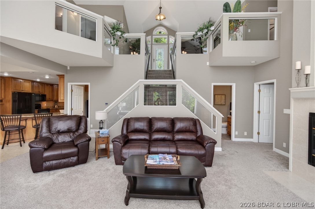 Lake Ozark, Missouri, 65049, United States, 5 Bedrooms Bedrooms, ,4 BathroomsBathrooms,Residential,Active,2019484