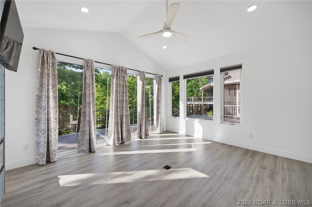 Lake Ozark, Missouri, 65049, United States, 5 Bedrooms Bedrooms, ,4 BathroomsBathrooms,Residential,Active,2019484