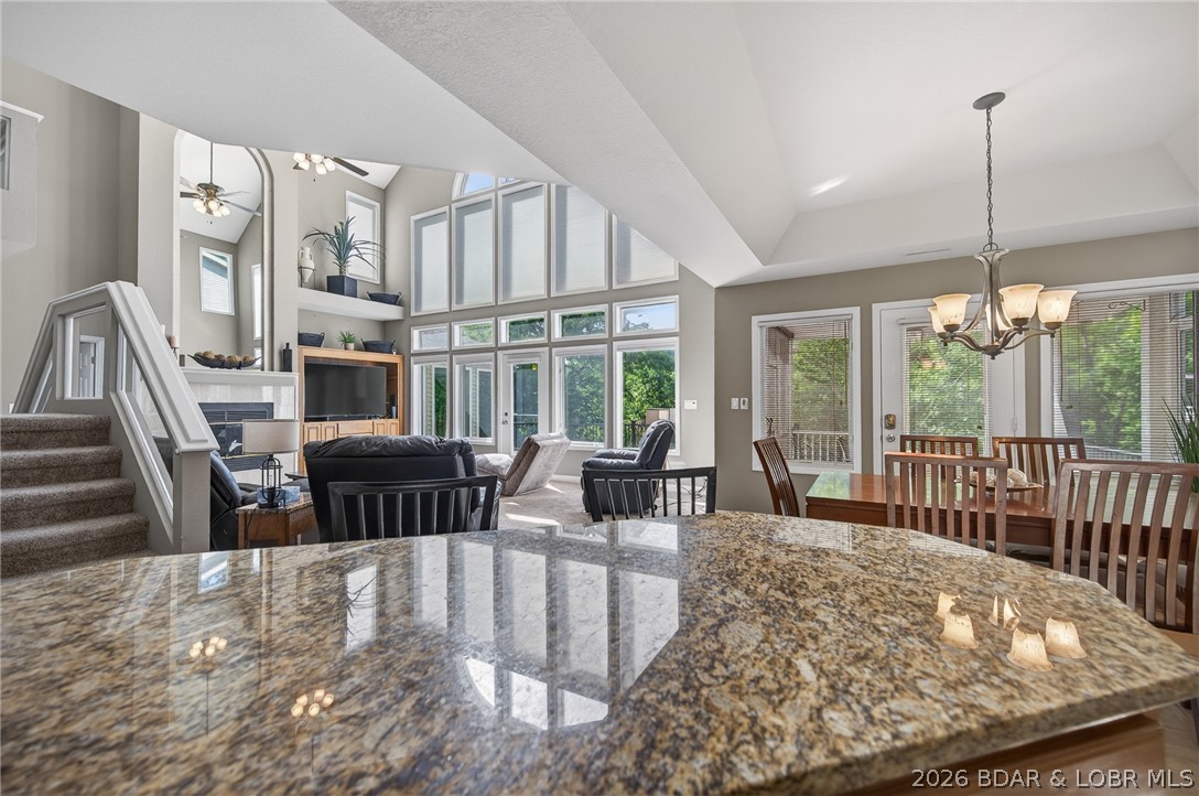 Lake Ozark, Missouri, 65049, United States, 5 Bedrooms Bedrooms, ,4 BathroomsBathrooms,Residential,Active,2019484