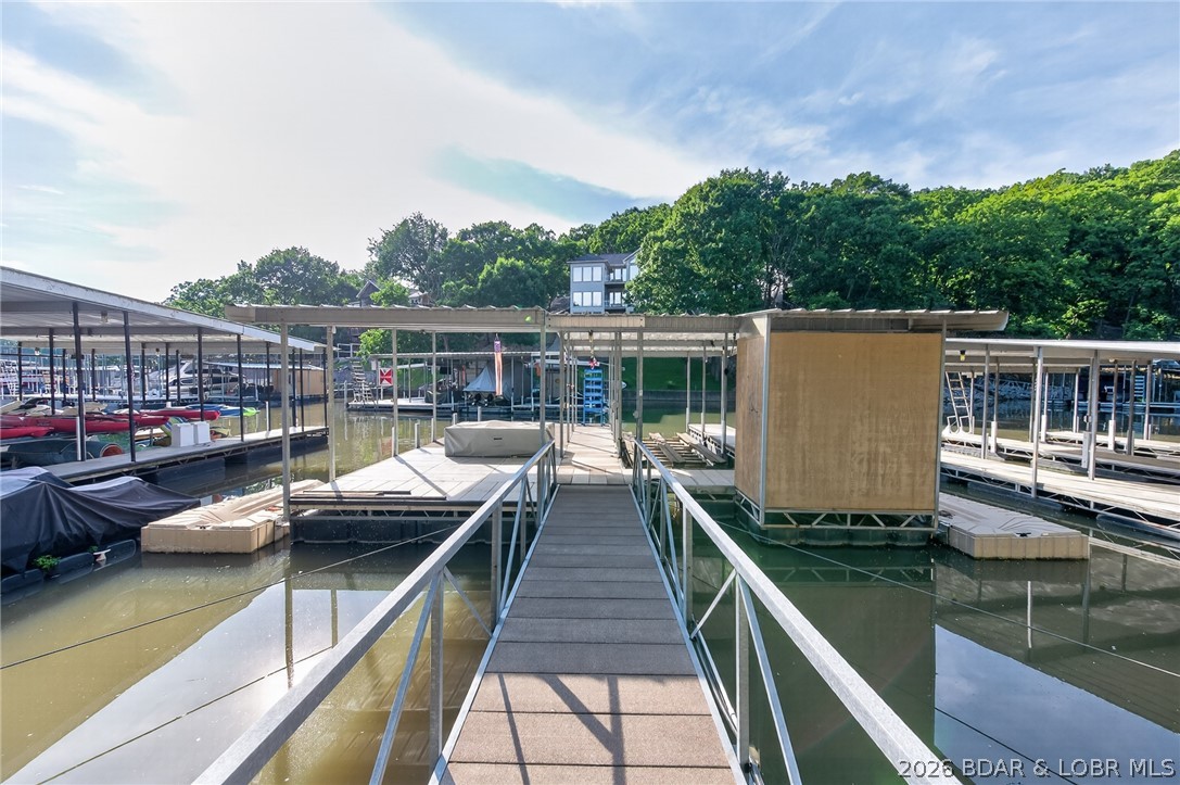 Lake Ozark, Missouri, 65049, United States, 5 Bedrooms Bedrooms, ,4 BathroomsBathrooms,Residential,Active,2019484
